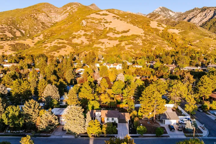 8505 S Kings Cove Dr, Salt Lake City, Utah 84121