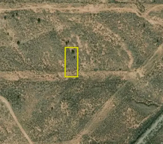 Aerial Map. Highlighting the property's location within the surrounding terrain