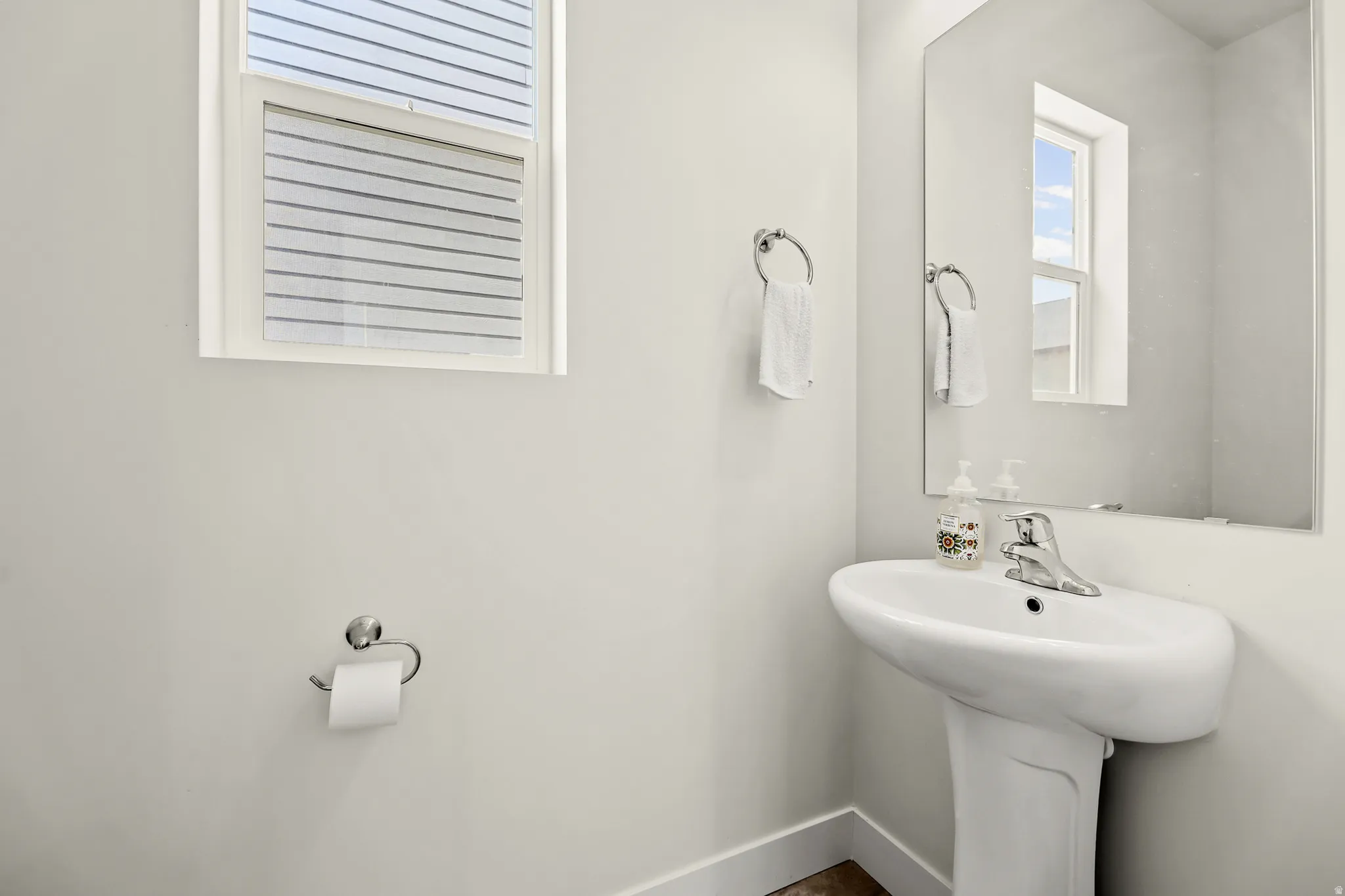 1/2 bathroom