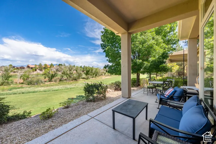 Covered patio with concrete flooring