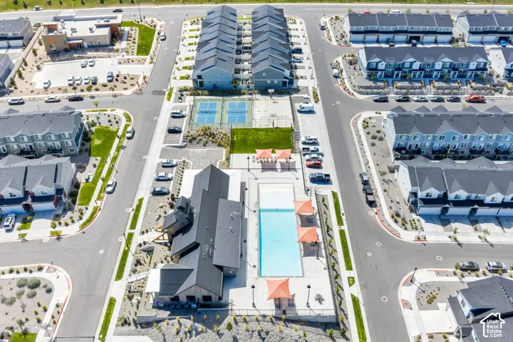 Community features a swimming pool, tennis courts, basketball court, and clubhouse