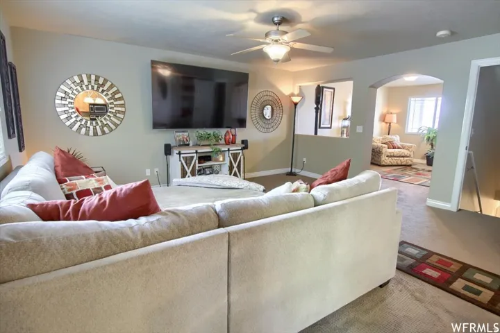 644 N Stonne Ln, Kaysville, Utah 84037