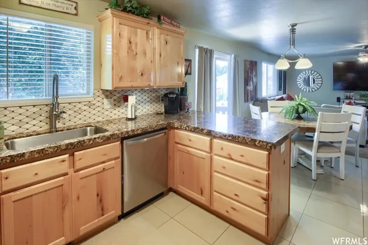 644 N Stonne Ln, Kaysville, Utah 84037