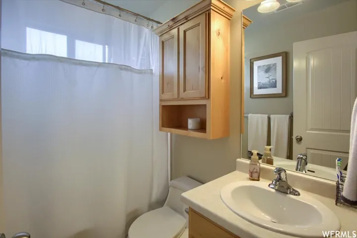 644 N Stonne Ln, Kaysville, Utah 84037