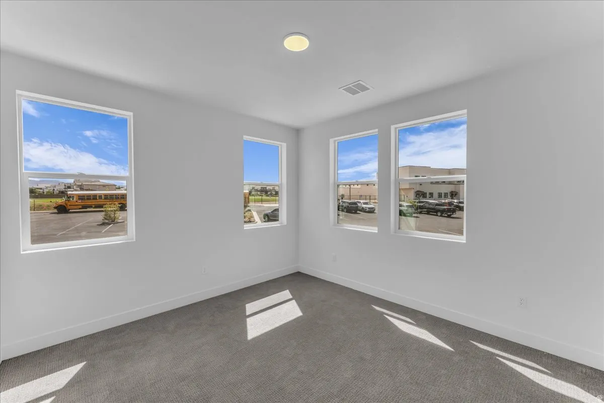 Light gray carpeted flooring
