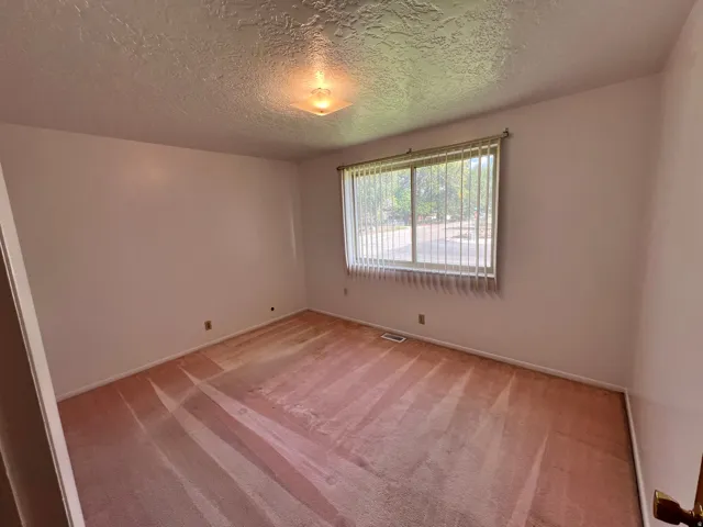 400 S Roosevelt Cir, Roosevelt, Utah 84066