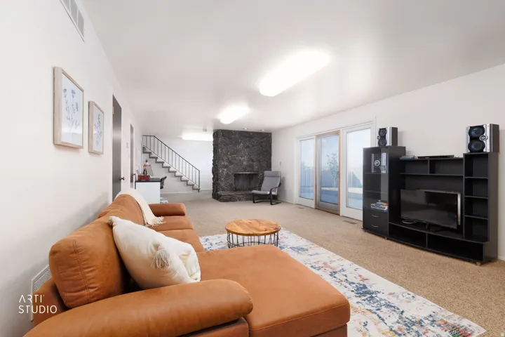 1303 N Lakeview Dr, Provo, Utah 84604