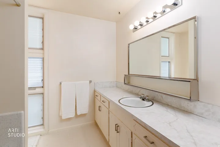 1303 N Lakeview Dr, Provo, Utah 84604
