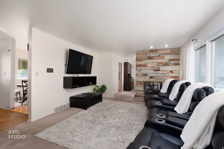 1303 N Lakeview Dr, Provo, Utah 84604