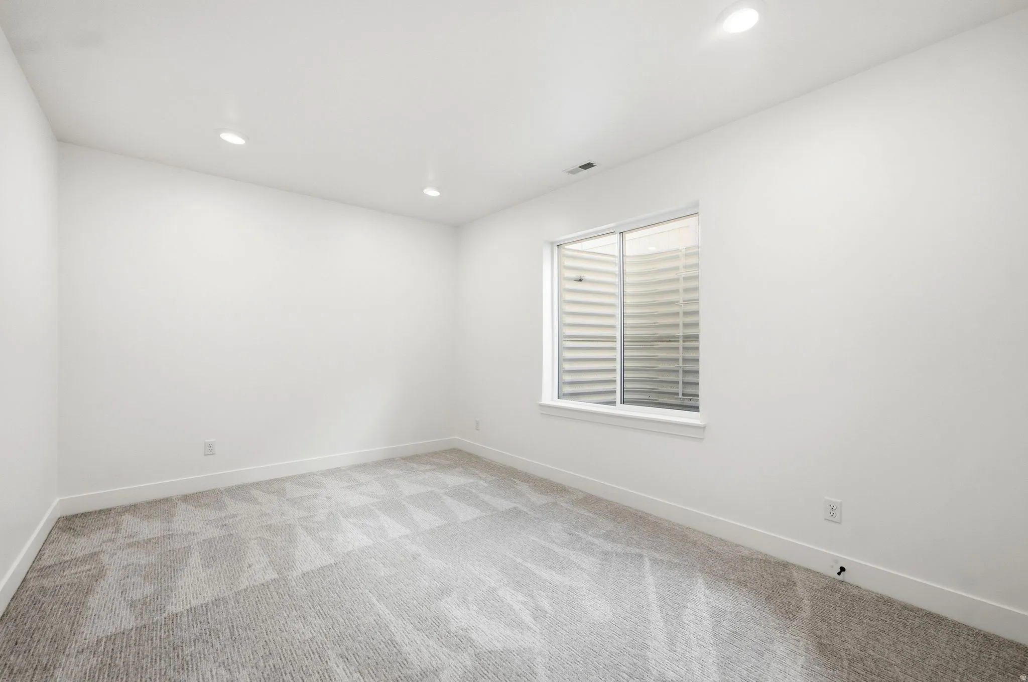 Recessed lighting with a neutral color palette