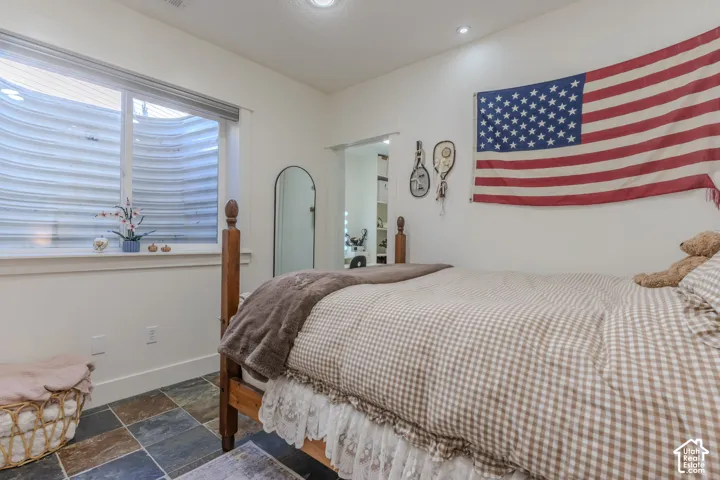 Lower bedroom #1