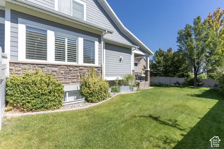 Side yard