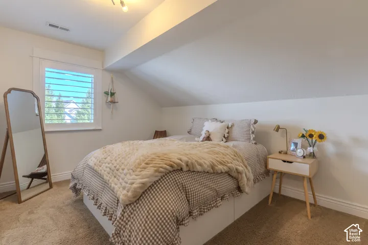 Upper bedroom #3