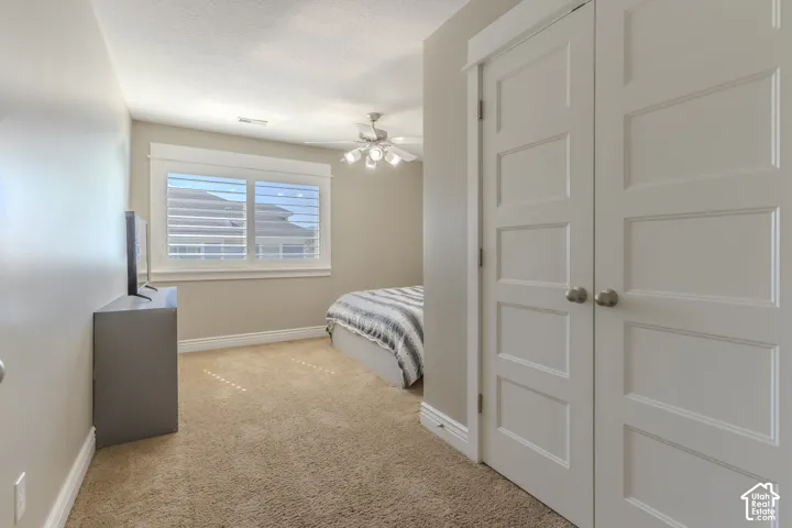 Upper bedroom #1
