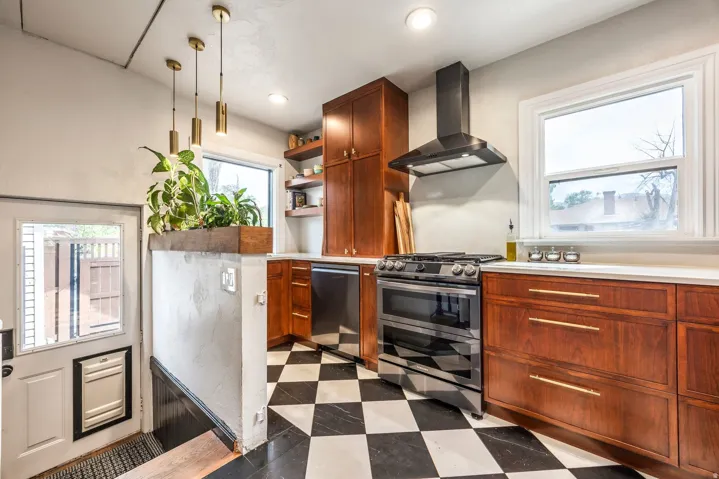 585 E Cleveland Ave, Salt Lake City, Utah 84105
