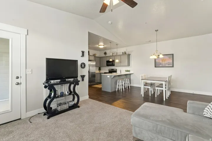 99 W Silver Springs Dr #1210, Orem, Utah 84058
