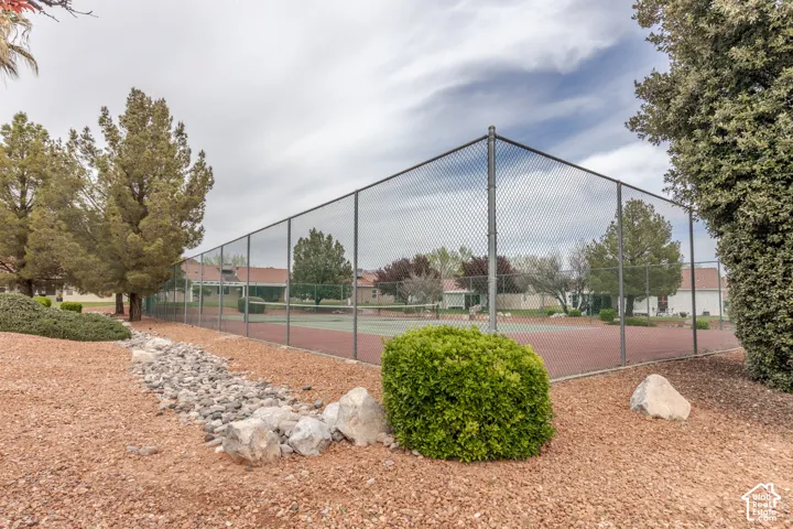Community Tennis and Pickleball
