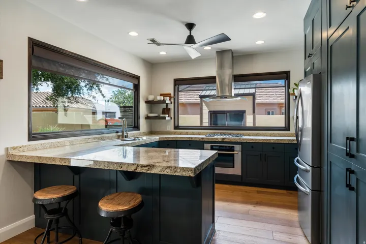 Kitchen Seating & Lots of Counter Space