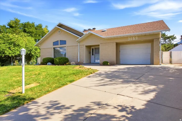 3669 S Kimbary Cir, Salt Lake City, Utah 84109