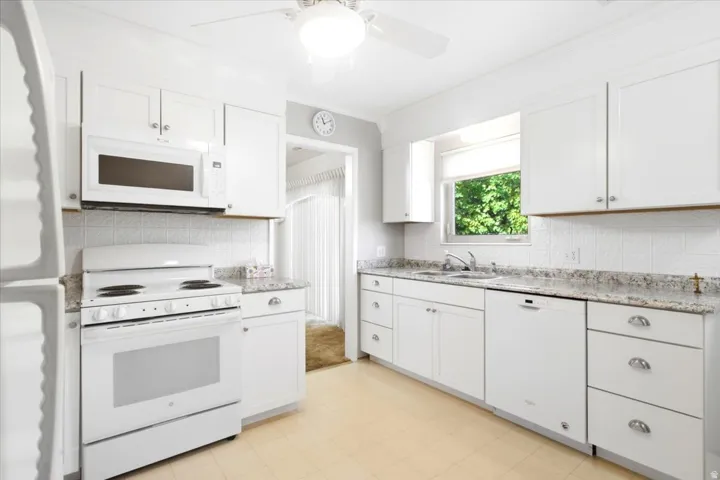 3669 S Kimbary Cir, Salt Lake City, Utah 84109