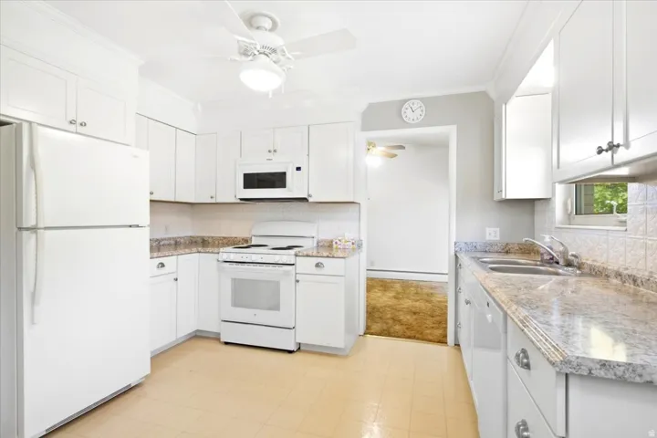 3669 S Kimbary Cir, Salt Lake City, Utah 84109