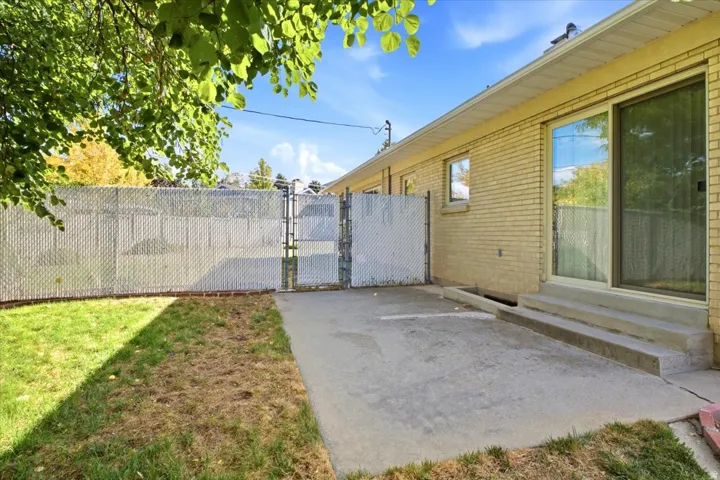 3669 S Kimbary Cir, Salt Lake City, Utah 84109