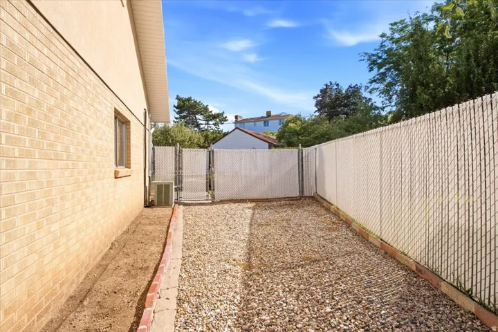 3669 S Kimbary Cir, Salt Lake City, Utah 84109