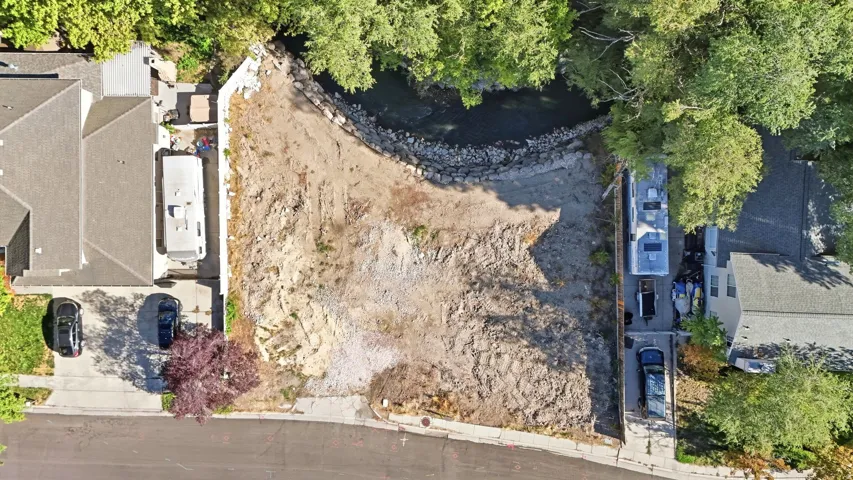657 E Spruce Glen Rd, Murray, Utah 84107