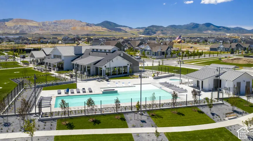 Springhouse Village Pool