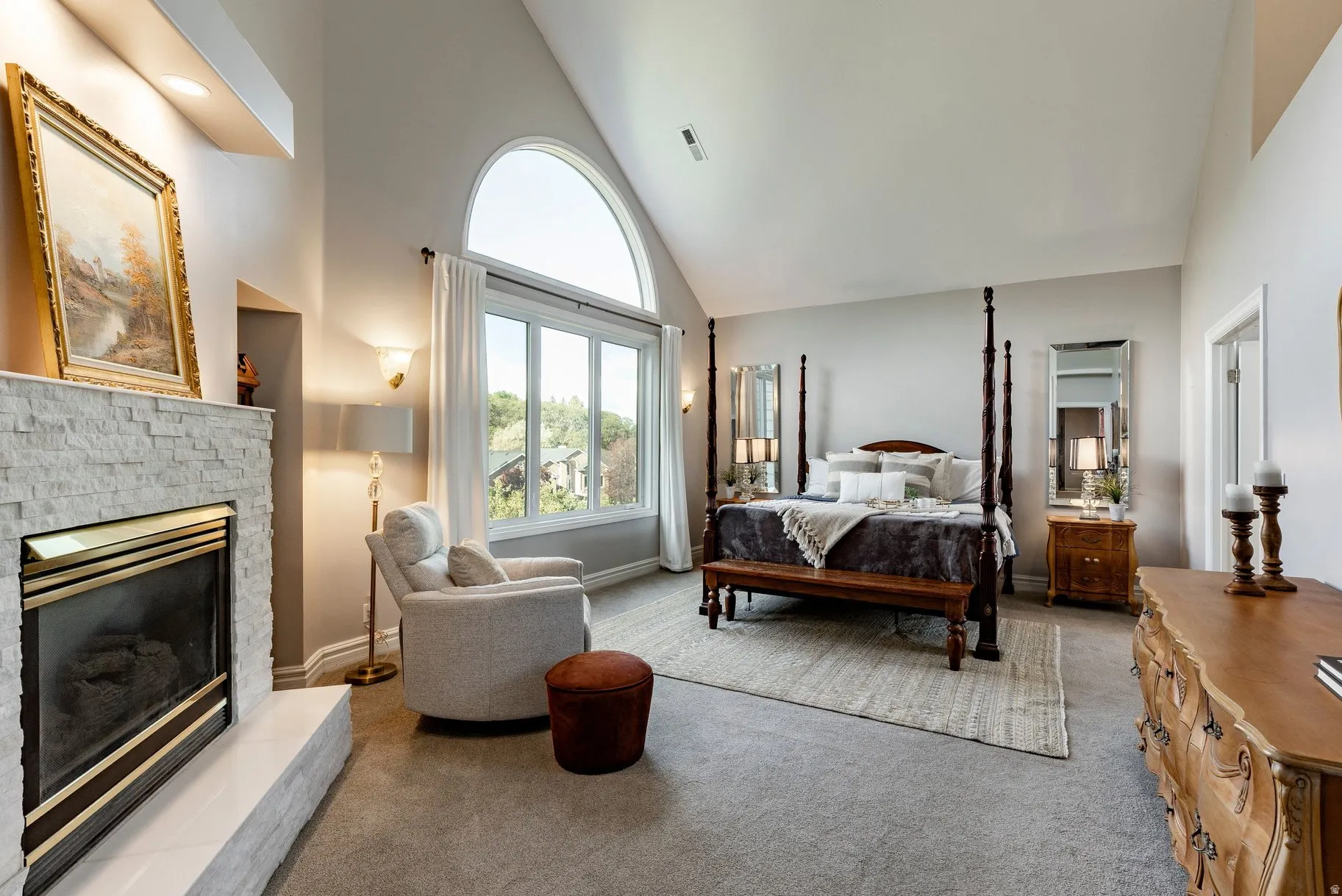 Primary suite