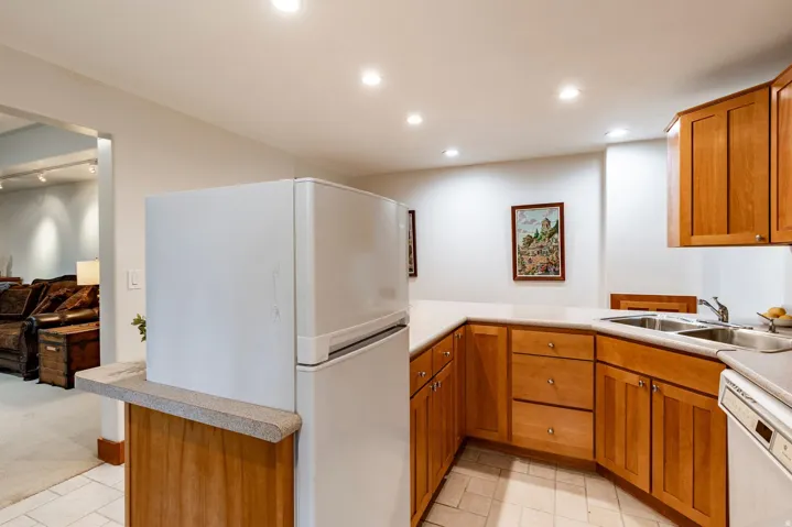 4 Lone Hollow Cv, Sandy, Utah 84092