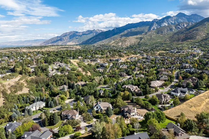 4 Lone Hollow Cv, Sandy, Utah 84092