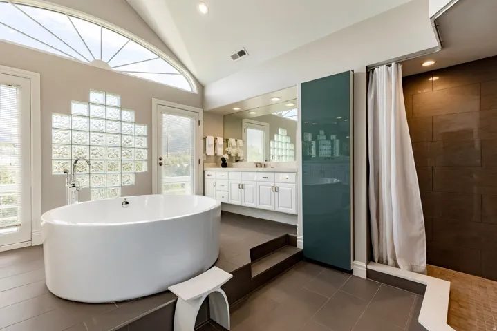 4 Lone Hollow Cv, Sandy, Utah 84092
