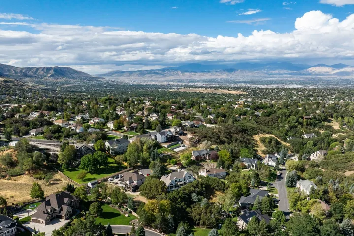 4 Lone Hollow Cv, Sandy, Utah 84092