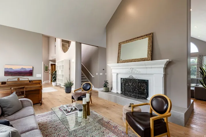 4 Lone Hollow Cv, Sandy, Utah 84092