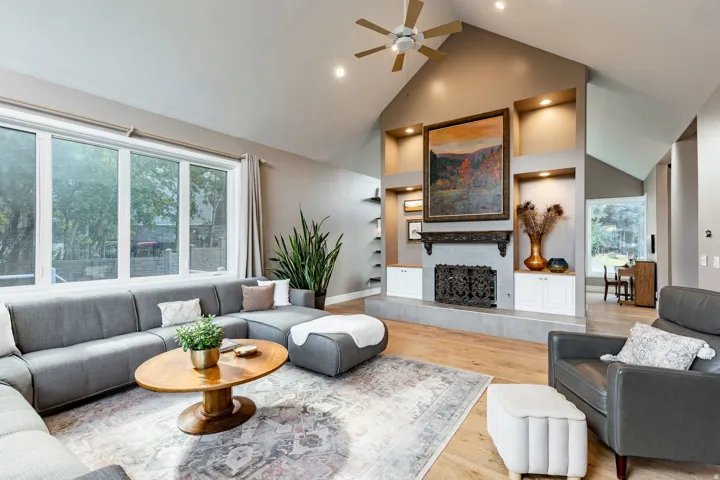 4 Lone Hollow Cv, Sandy, Utah 84092