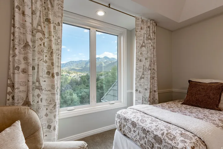 4 Lone Hollow Cv, Sandy, Utah 84092