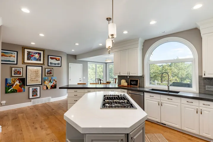 4 Lone Hollow Cv, Sandy, Utah 84092