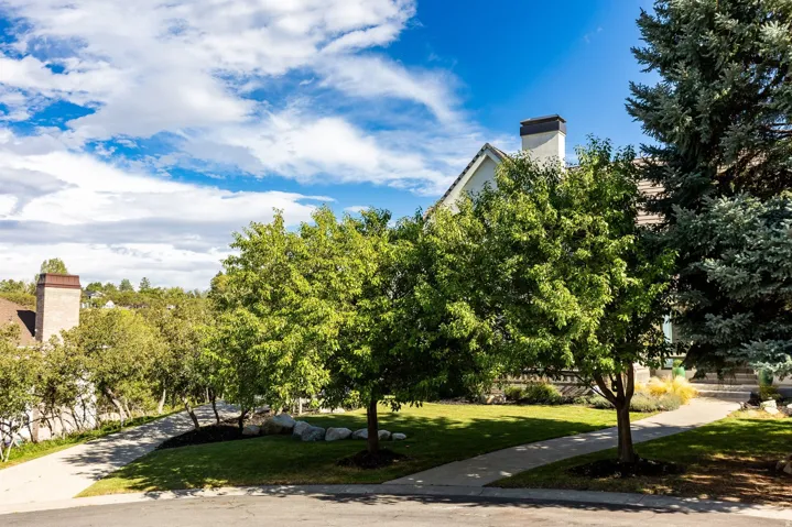 4 Lone Hollow Cv, Sandy, Utah 84092