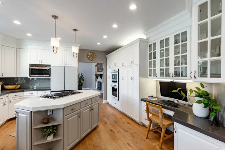 4 Lone Hollow Cv, Sandy, Utah 84092