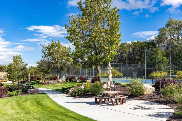 4 Lone Hollow Cv, Sandy, Utah 84092