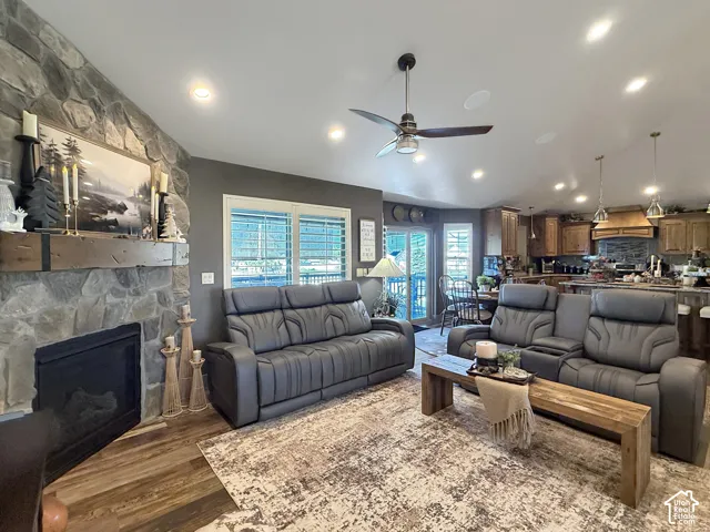 4863 Jacquelyn Park Ln, Taylor, Utah 84401