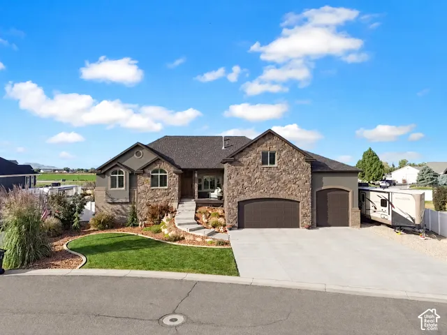 4863 Jacquelyn Park Ln, Taylor, Utah 84401