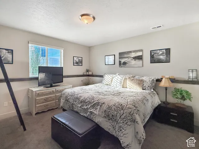 4863 Jacquelyn Park Ln, Taylor, Utah 84401