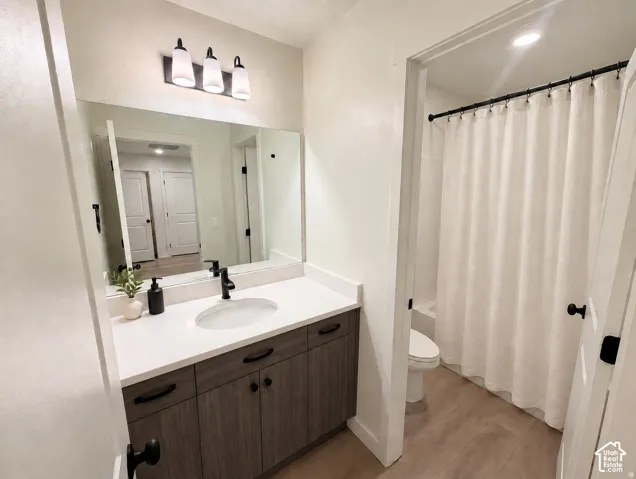 2nd Bathroom