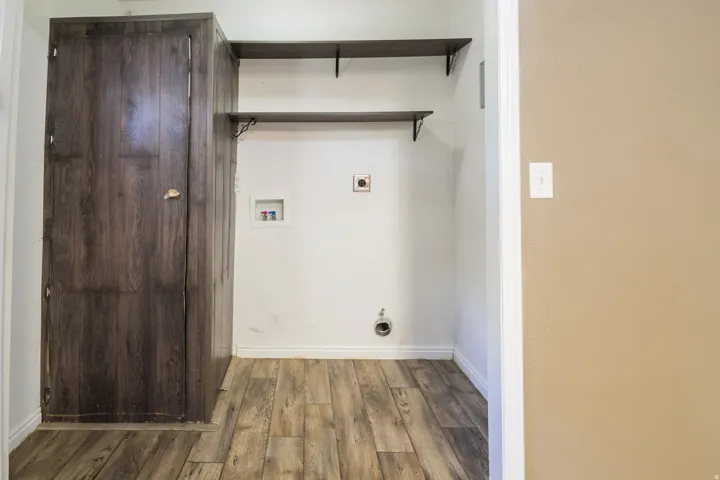 7465 E Brush Creek Rd, Jensen, Utah 84035
