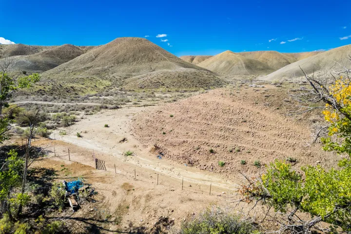 7465 E Brush Creek Rd, Jensen, Utah 84035