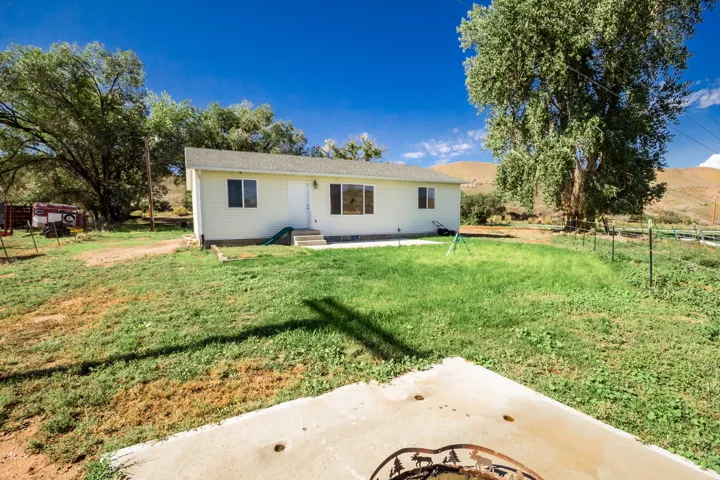7465 E Brush Creek Rd, Jensen, Utah 84035