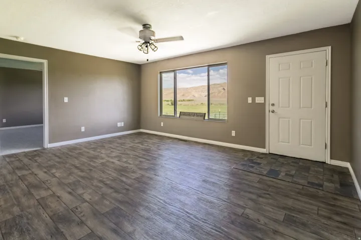 7465 E Brush Creek Rd, Jensen, Utah 84035