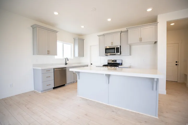 477 E 550 N #32, Salem, Utah 84653